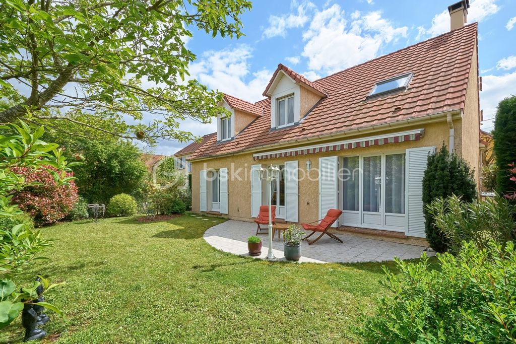 Achat maison à vendre 4 chambres 181 m² - Lagny-sur-Marne