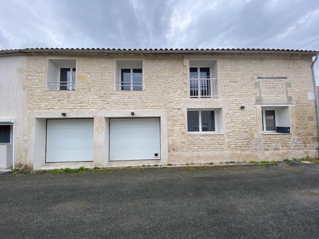 Achat maison à vendre 3 chambres 108 m² - Aigrefeuille-d'Aunis