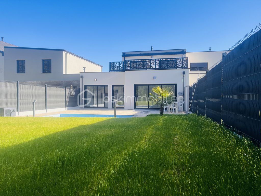 Achat maison à vendre 4 chambres 140 m² - Le Rheu