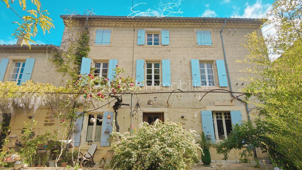 Achat maison à vendre 4 chambres 290 m² - Grignan