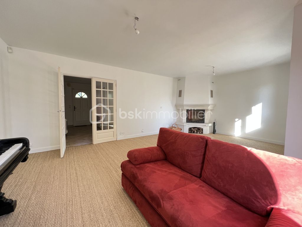 Achat maison à vendre 5 chambres 157 m² - Crécy-la-Chapelle