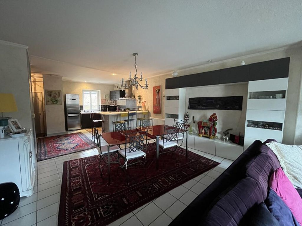 Achat appartement à vendre 3 pièces 100 m² - Bourg-en-Bresse