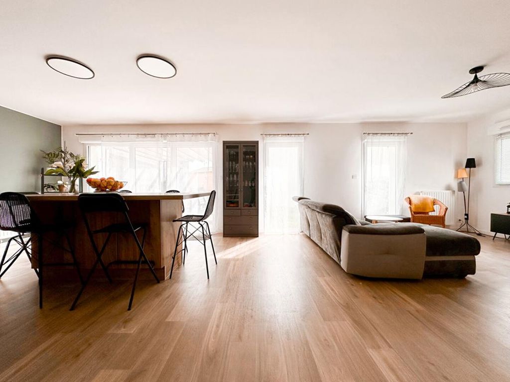 Achat appartement à vendre 5 pièces 117 m² - Saint-Herblain