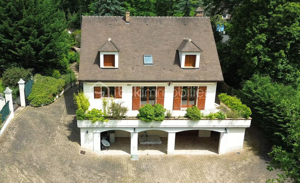 Achat maison à vendre 4 chambres 156 m² - Saint-Chéron