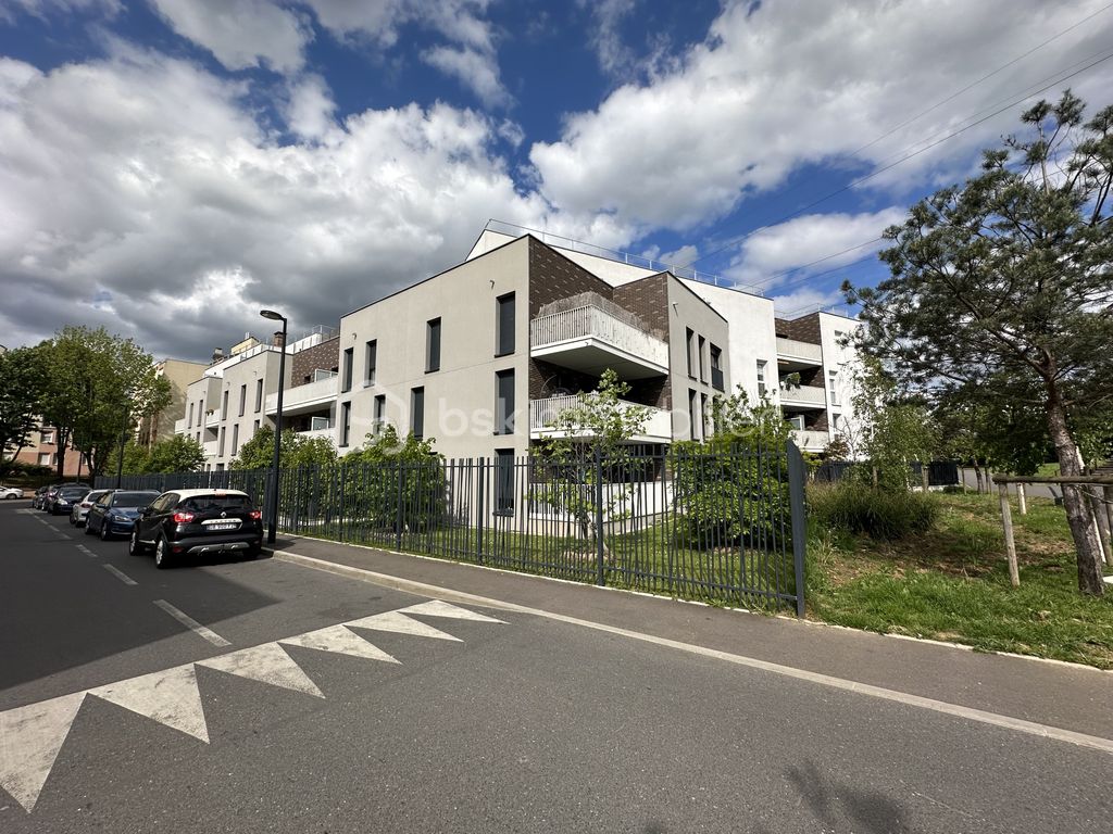 Achat appartement à vendre 3 pièces 57 m² - Roissy-en-Brie