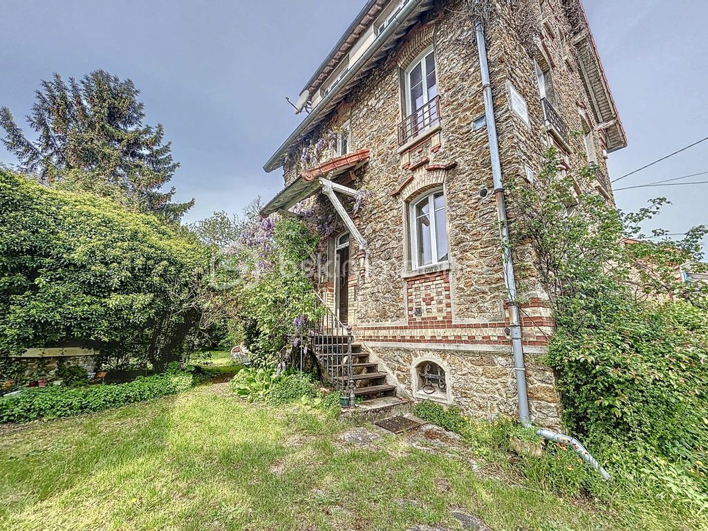 Achat maison à vendre 6 chambres 127 m² - Corbeil-Essonnes
