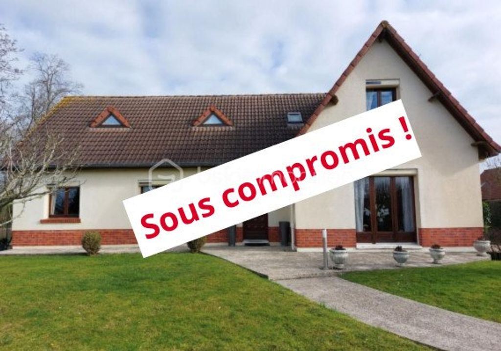 Achat maison à vendre 5 chambres 161 m² - Sains-en-Amiénois