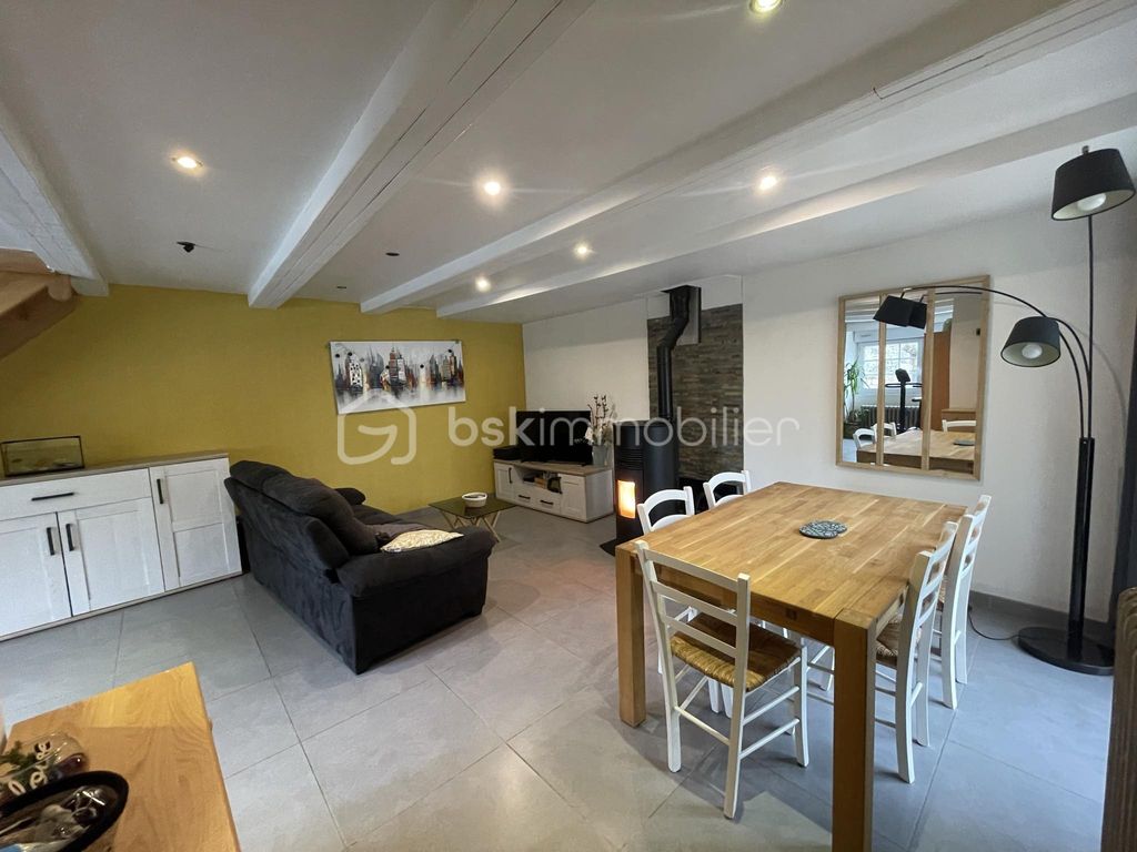 Achat maison à vendre 3 chambres 81 m² - Sévérac-d'Aveyron