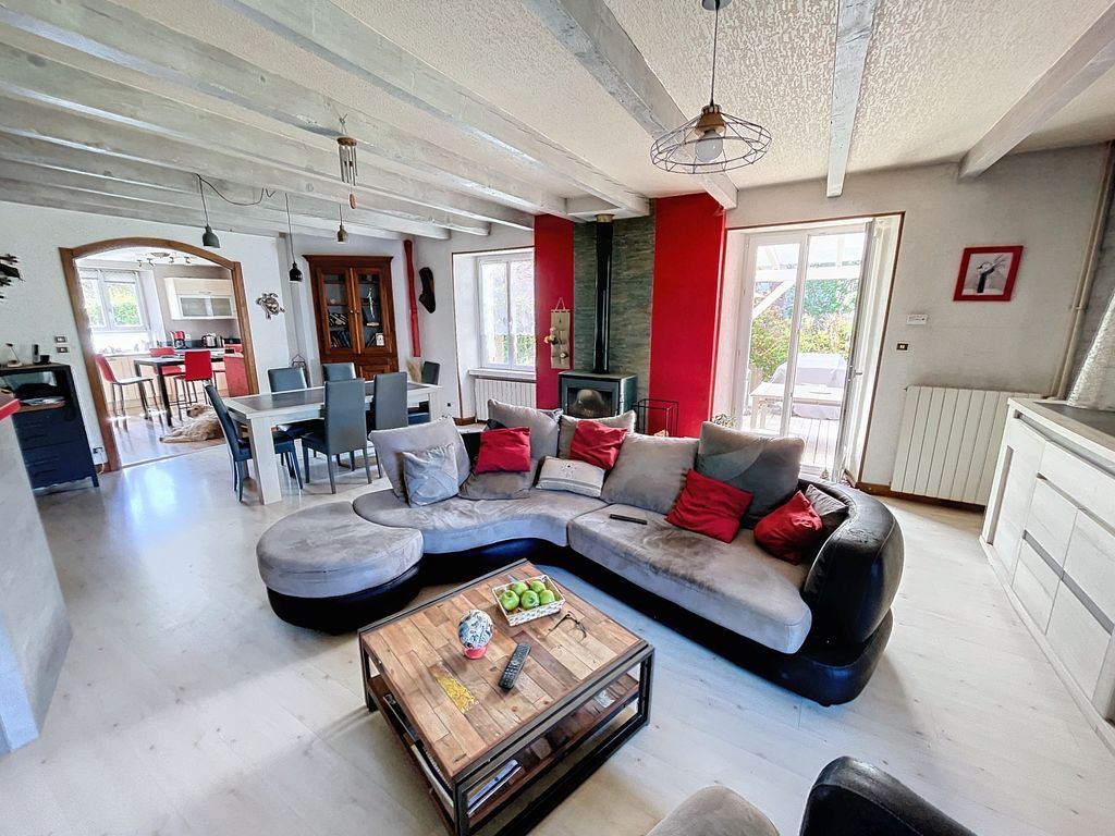 Achat maison à vendre 4 chambres 190 m² - Seloncourt