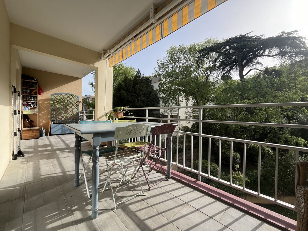 Achat appartement à vendre 4 pièces 78 m² - Nîmes