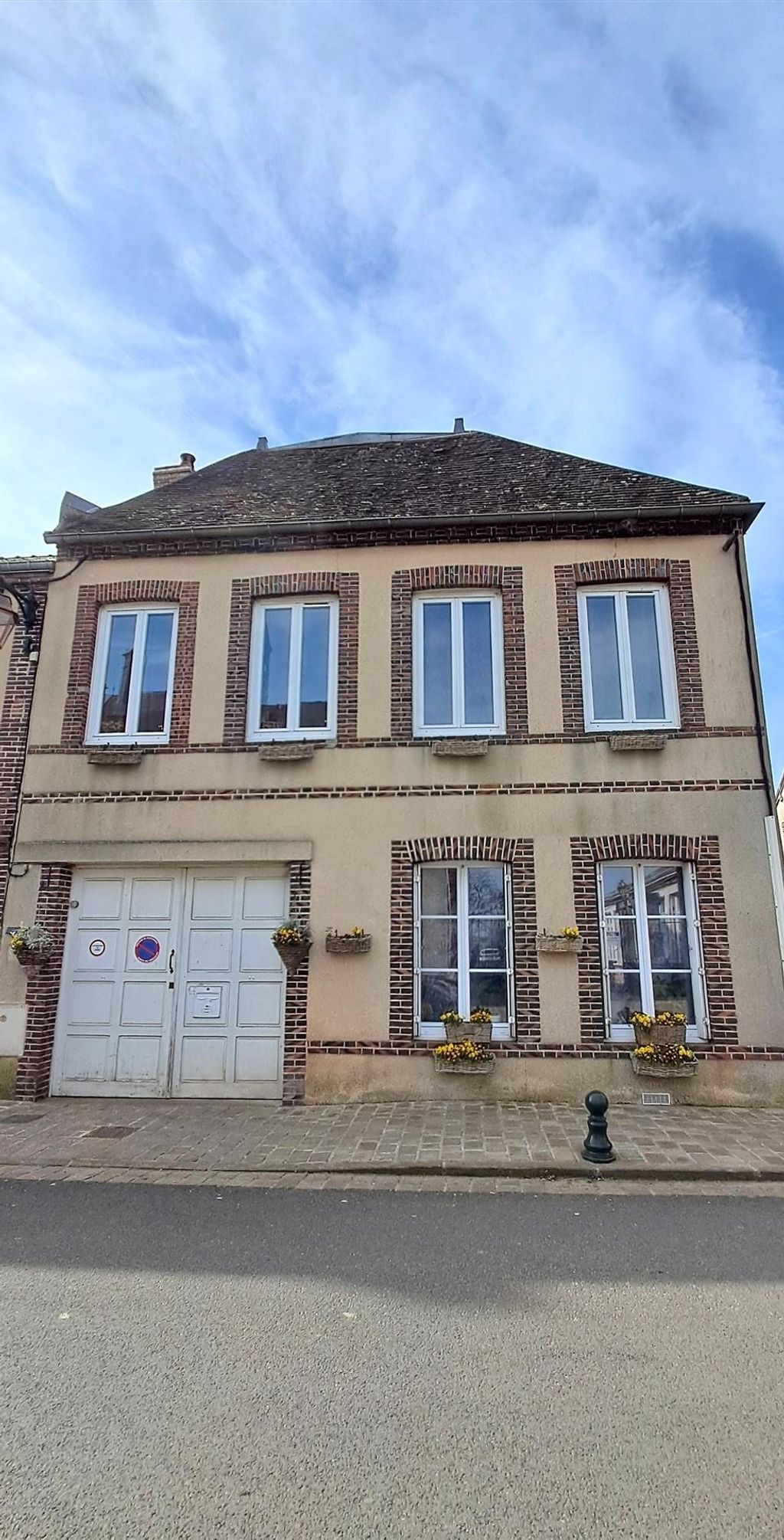 Achat maison à vendre 5 chambres 150 m² - Senonches