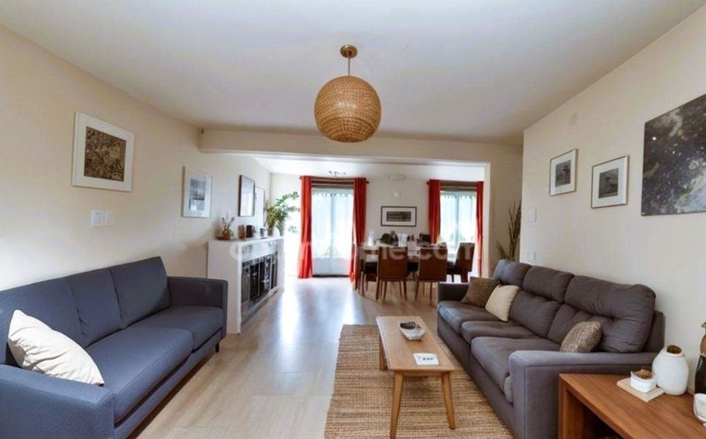 Achat maison à vendre 6 chambres 195 m² - Mauregard