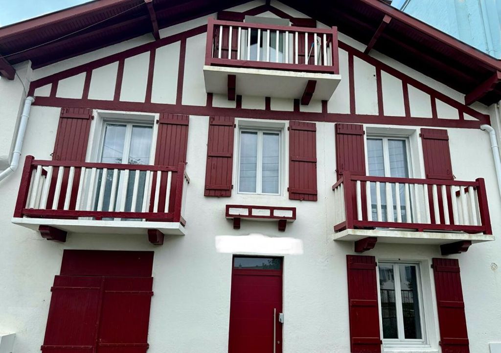 Achat appartement à vendre 3 pièces 64 m² - Saint-Jean-de-Luz