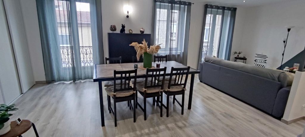 Achat appartement à vendre 2 pièces 56 m² - Firminy