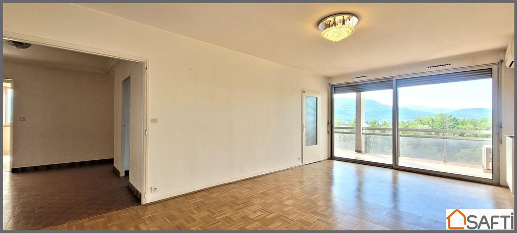 Achat appartement à vendre 5 pièces 114 m² - La Tronche