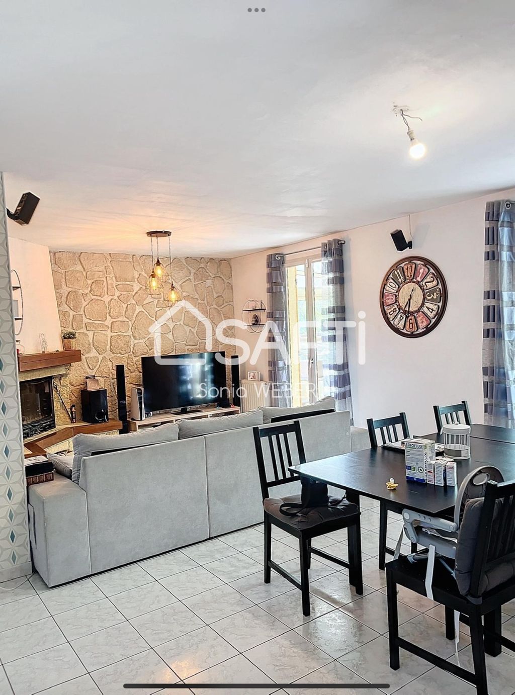 Achat maison à vendre 3 chambres 97 m² - Saint-Amand-sur-Fion