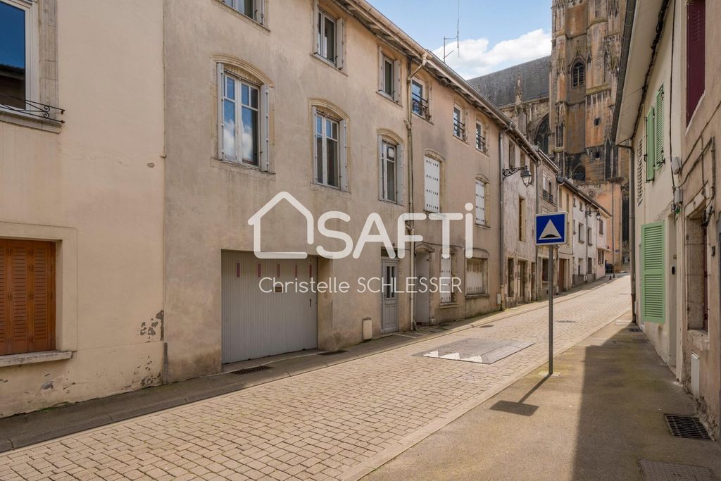 Achat maison à vendre 3 chambres 225 m² - Saint-Nicolas-de-Port