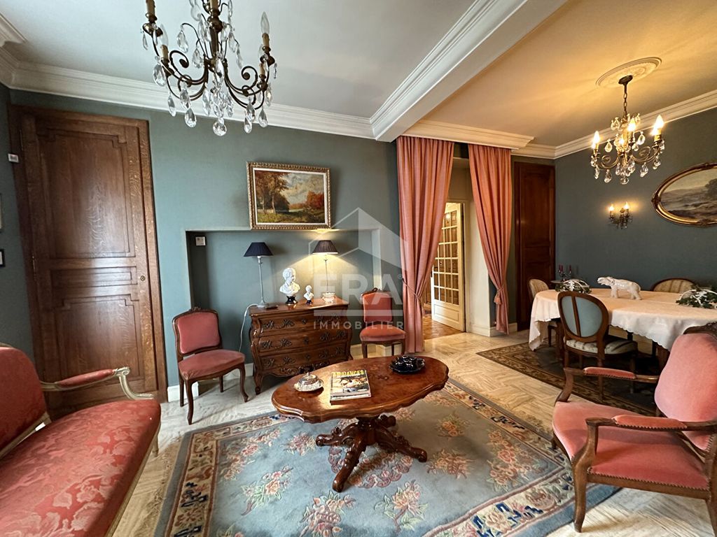 Achat maison à vendre 5 chambres 189 m² - Châteauroux