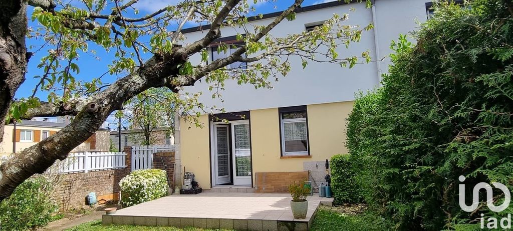 Achat maison à vendre 3 chambres 77 m² - Épinay-sous-Sénart