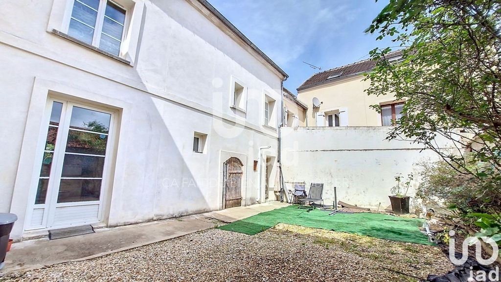 Achat maison à vendre 5 chambres 168 m² - Nanteuil-lès-Meaux