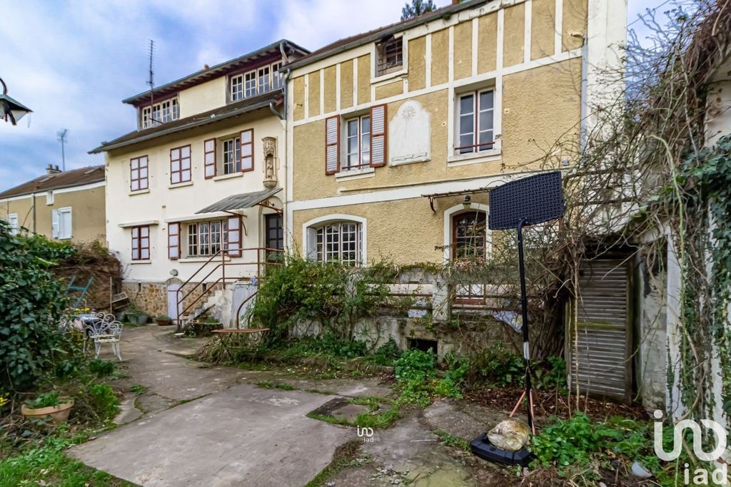 Achat maison à vendre 5 chambres 250 m² - Vaux-sur-Seine