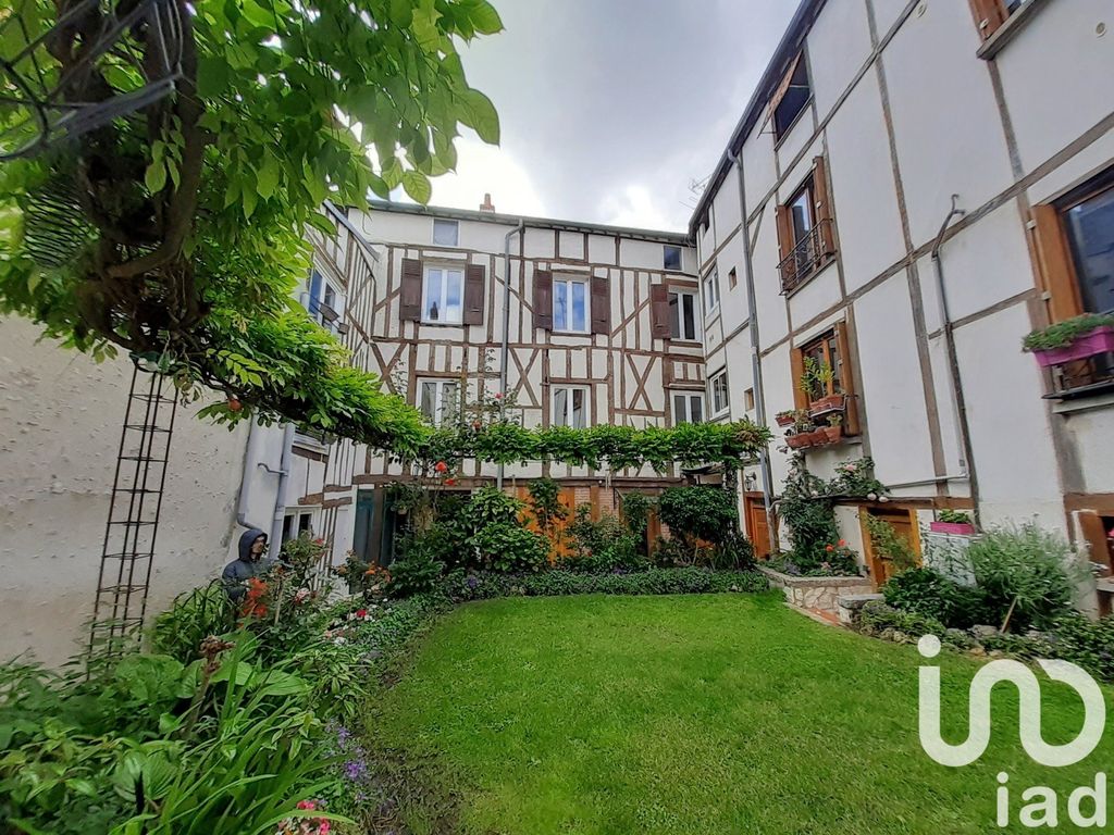 Achat maison à vendre 4 chambres 175 m² - Orléans