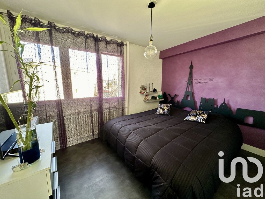 Achat appartement à vendre 5 pièces 86 m² - Saint-Étienne
