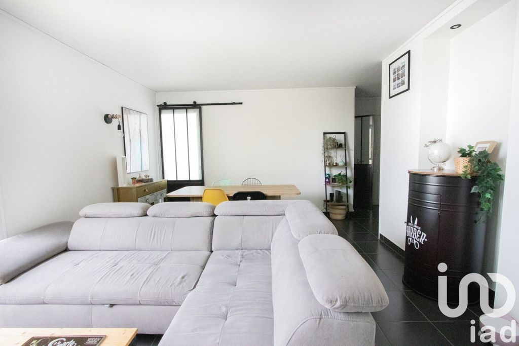 Achat appartement à vendre 4 pièces 76 m² - Bois-d'Arcy