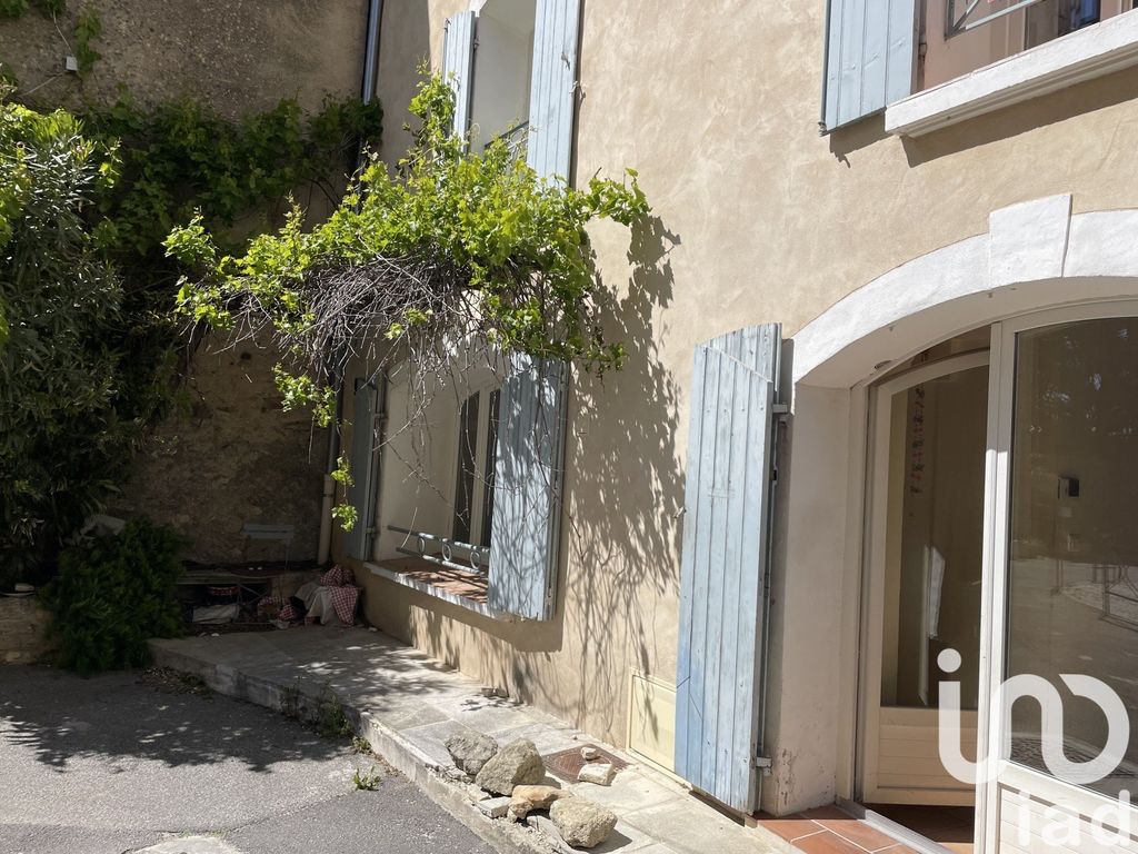 Achat maison à vendre 3 chambres 131 m² - Cucuron