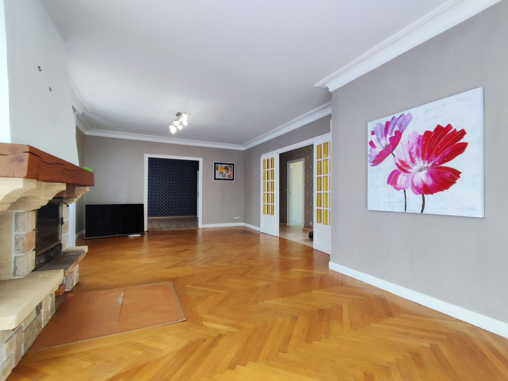 Achat maison à vendre 3 chambres 194 m² - Aurec-sur-Loire