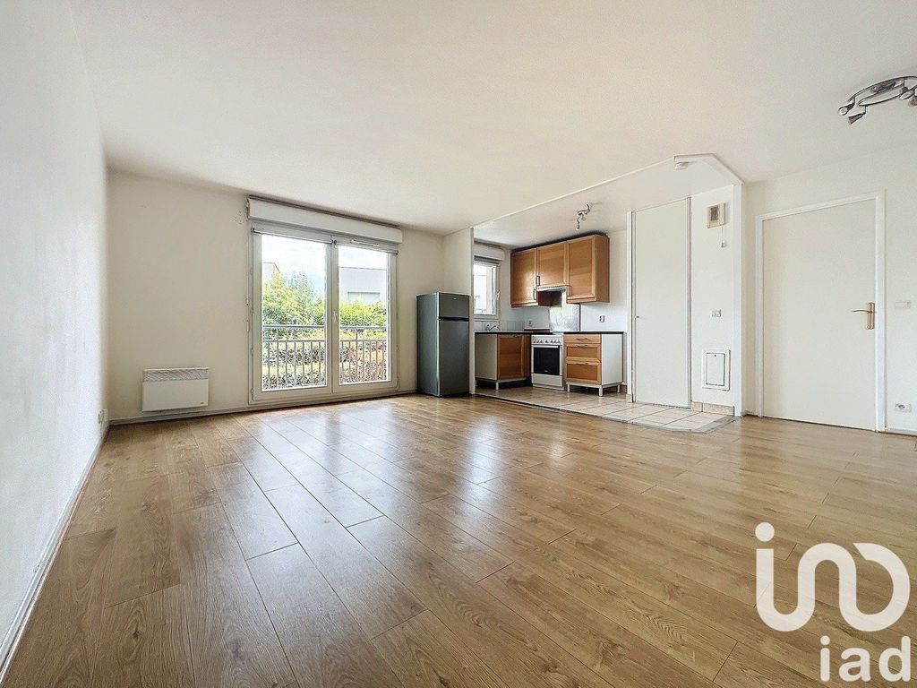 Achat appartement à vendre 2 pièces 48 m² - Sainte-Geneviève-des-Bois