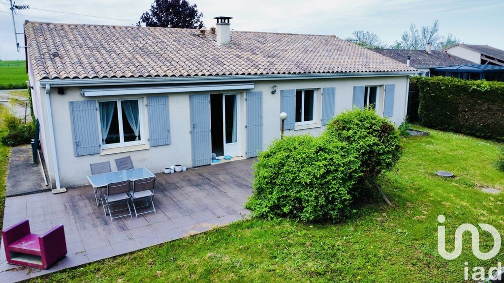 Achat maison à vendre 3 chambres 103 m² - Mouthiers-sur-Boëme