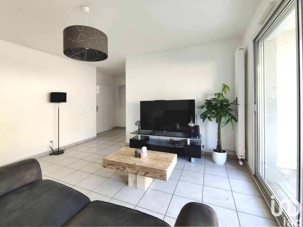 Achat appartement à vendre 3 pièces 66 m² - Jacob-Bellecombette