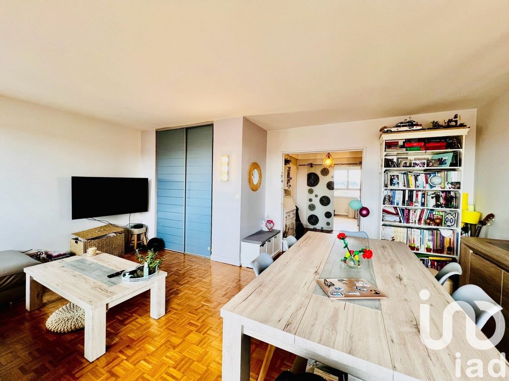 Achat appartement à vendre 4 pièces 76 m² - Saint-Maur-des-Fossés