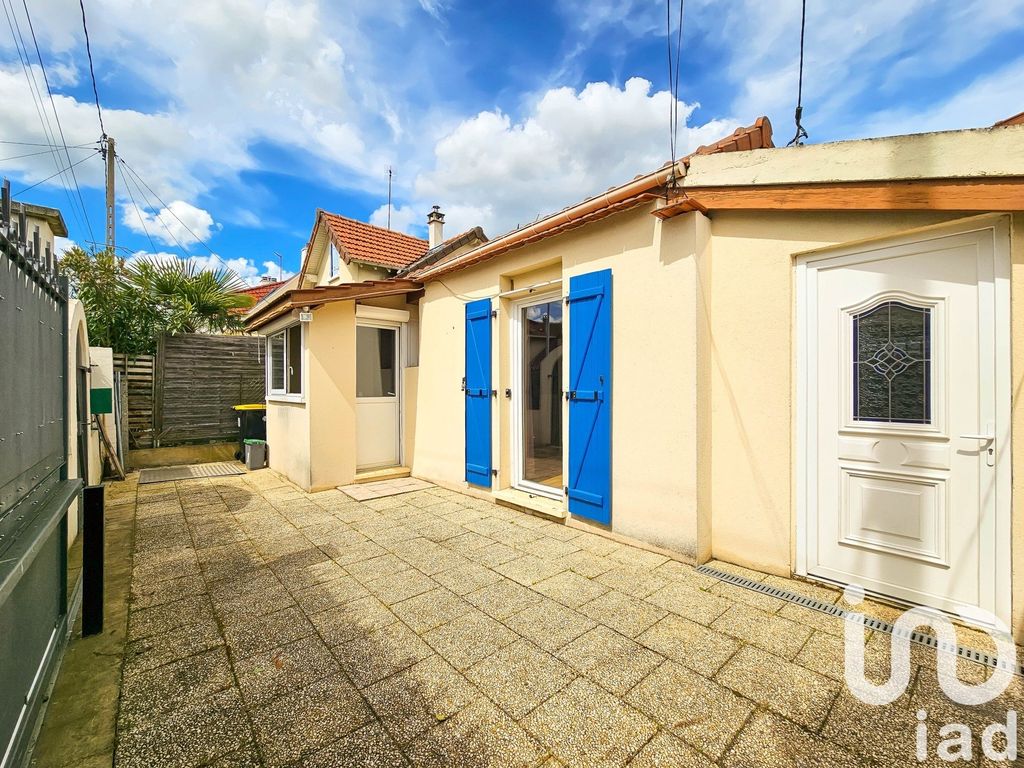 Achat maison à vendre 3 chambres 94 m² - Beauchamp