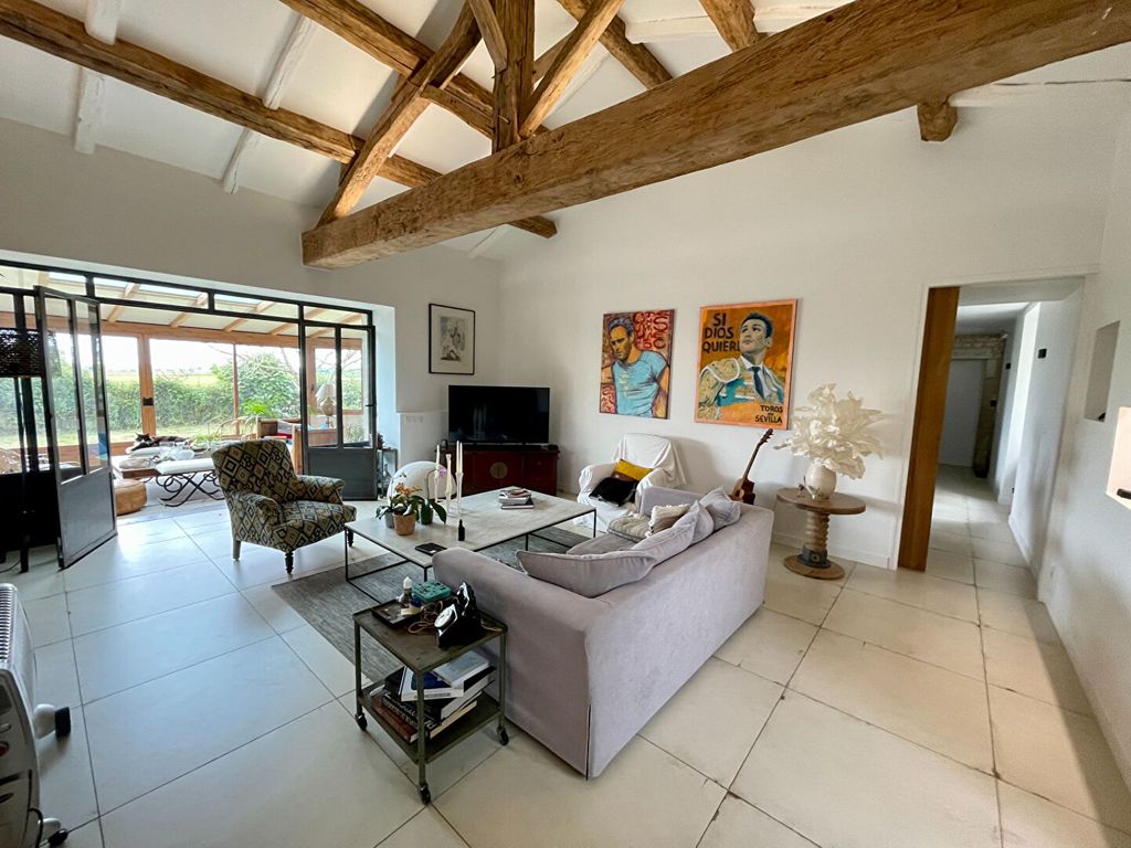 Achat maison à vendre 5 chambres 265 m² - Fontenay-le-Comte