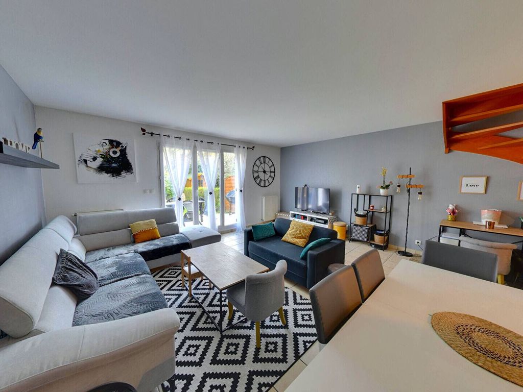 Achat maison à vendre 3 chambres 89 m² - Roissy-en-Brie