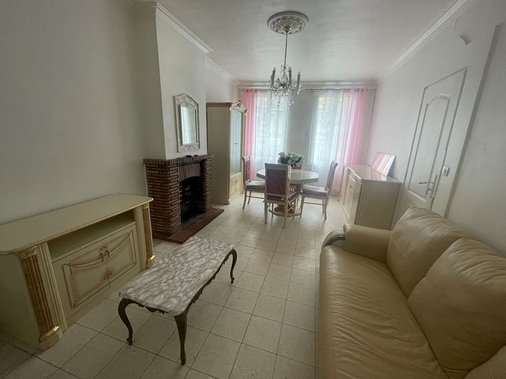 Achat maison à vendre 3 chambres 102 m² - Gournay-en-Bray