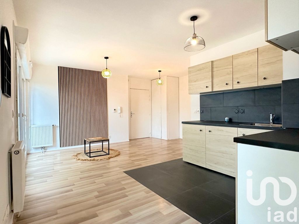 Achat appartement à vendre 2 pièces 41 m² - Pantin