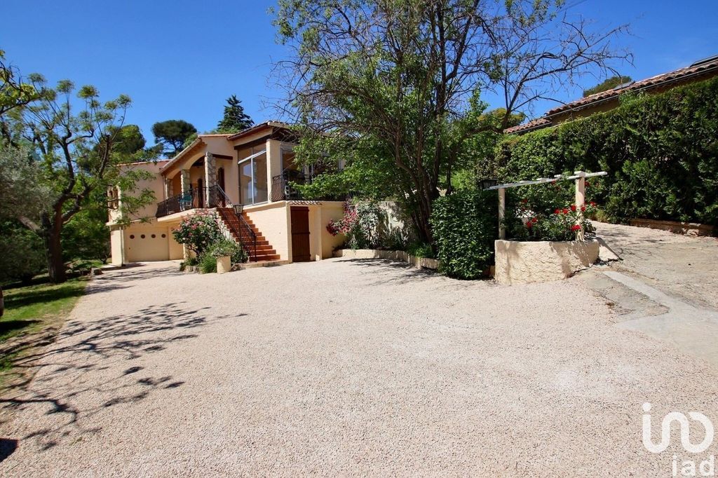 Achat maison à vendre 4 chambres 145 m² - Marseille 11ème arrondissement