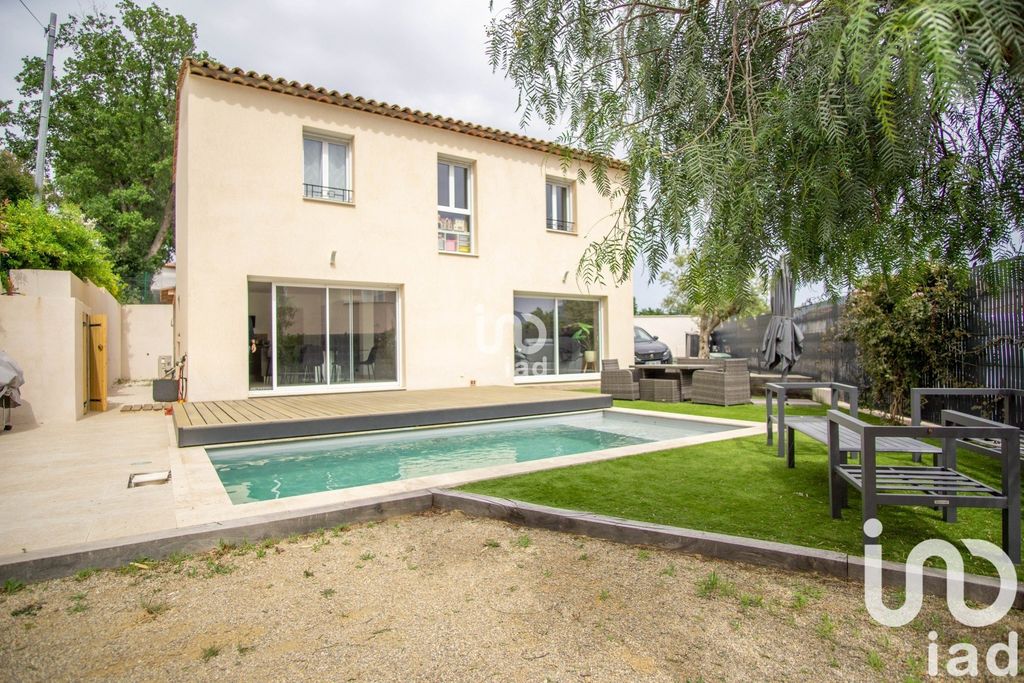 Achat maison à vendre 3 chambres 120 m² - Roquebrune-sur-Argens