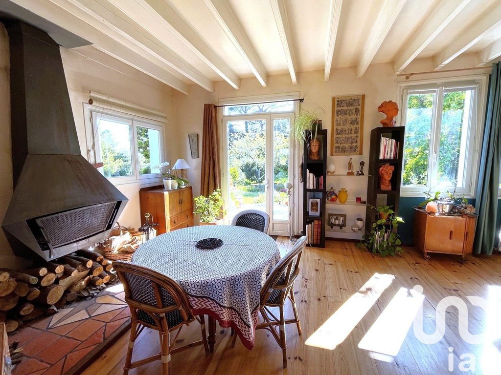 Achat maison à vendre 5 chambres 105 m² - Groix