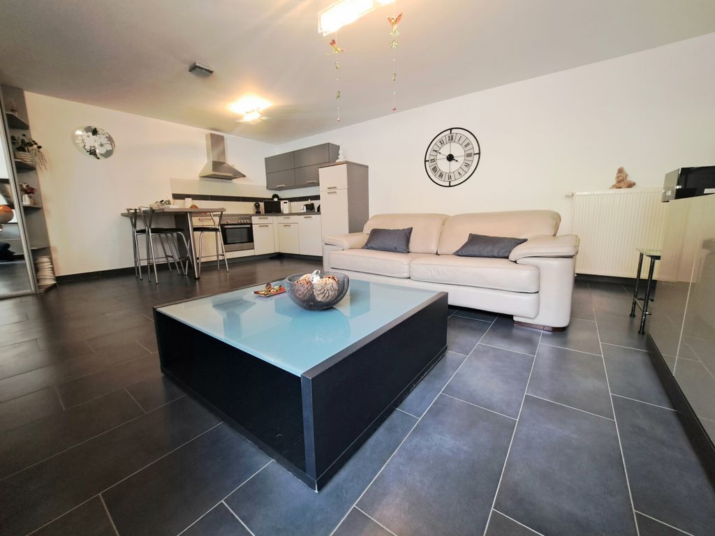Achat appartement à vendre 3 pièces 66 m² - Habsheim