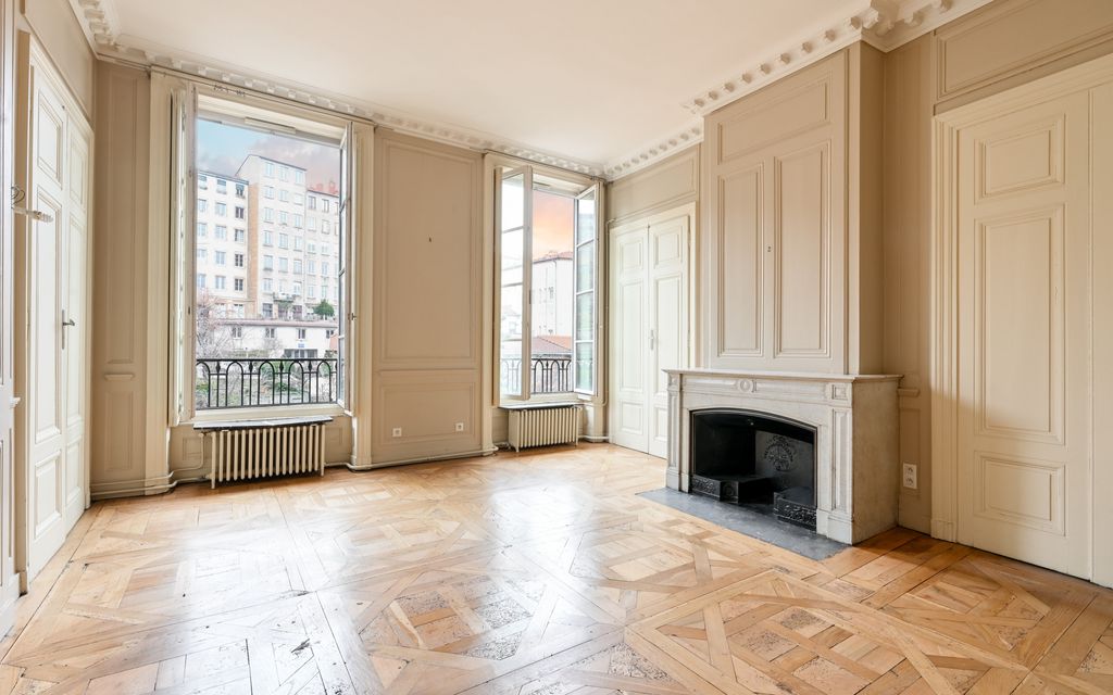 Achat appartement à vendre 4 pièces 140 m² - Lyon 1er arrondissement