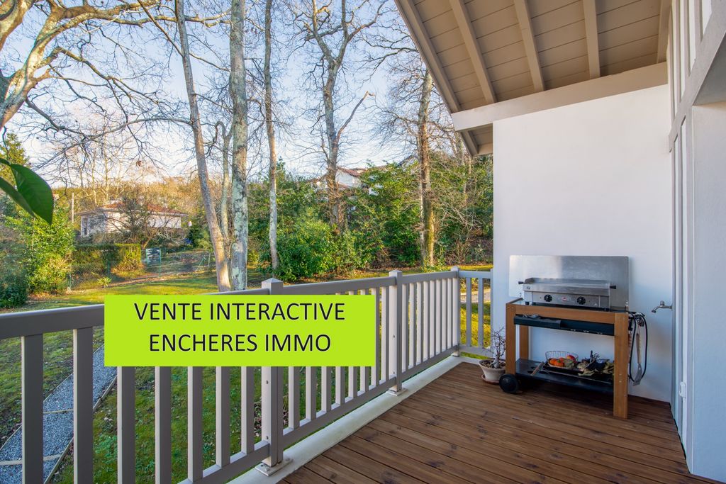 Achat appartement à vendre 4 pièces 99 m² - Biarritz