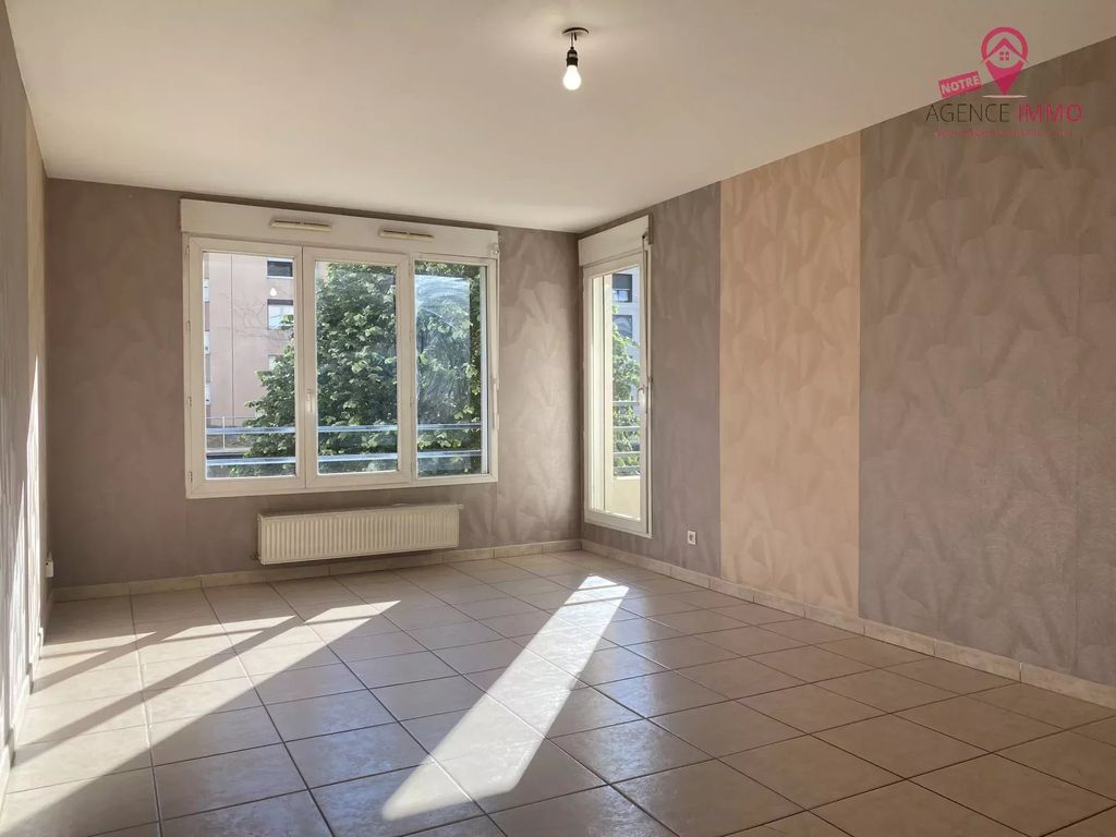 Achat appartement à vendre 3 pièces 69 m² - Lyon 8ème arrondissement