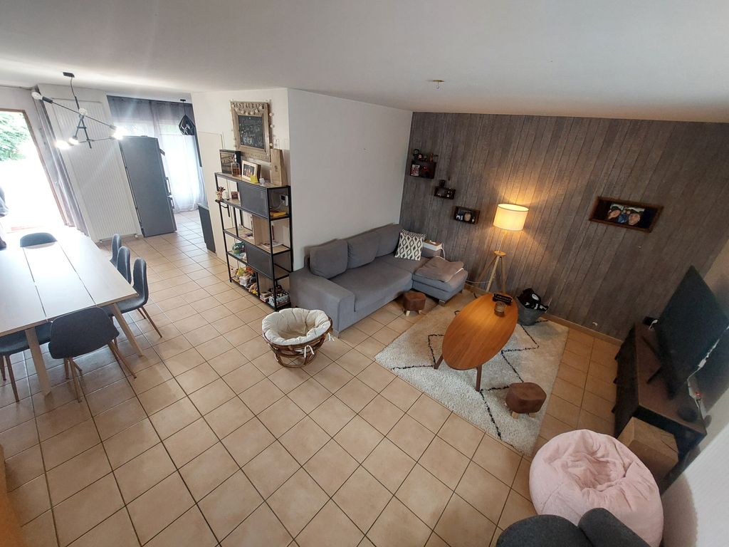 Achat maison à vendre 3 chambres 94 m² - Saint-Georges-de-Reneins