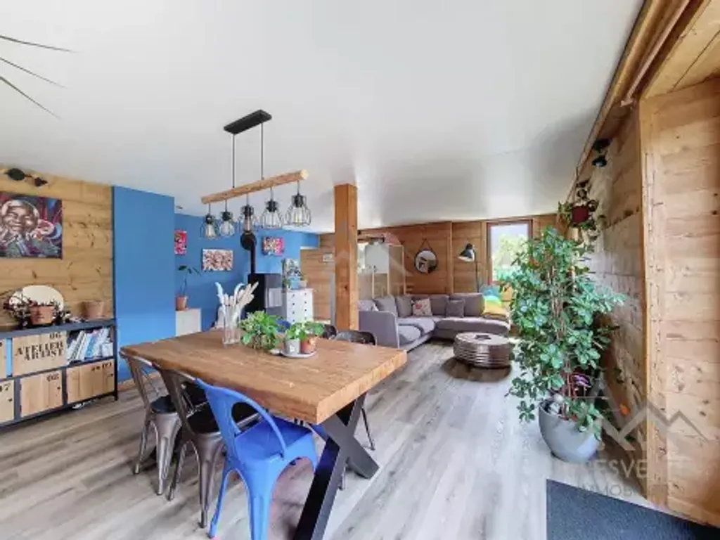 Achat maison à vendre 4 chambres 190 m² - Le Biot