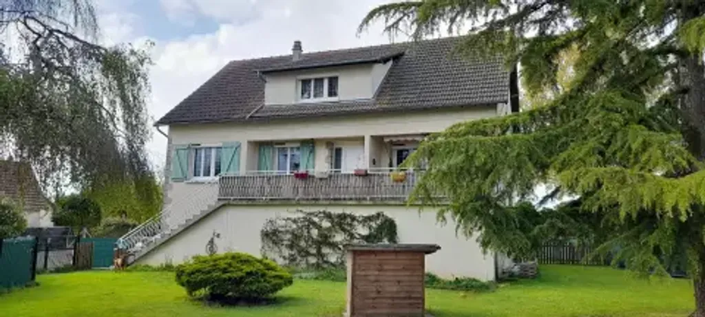 Achat maison à vendre 5 chambres 155 m² - Mesnils-sur-Iton