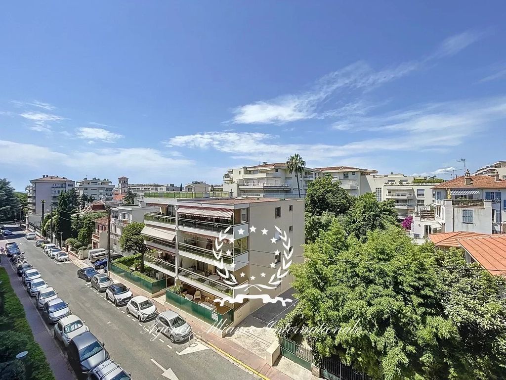 Achat appartement à vendre 3 pièces 72 m² - Cannes